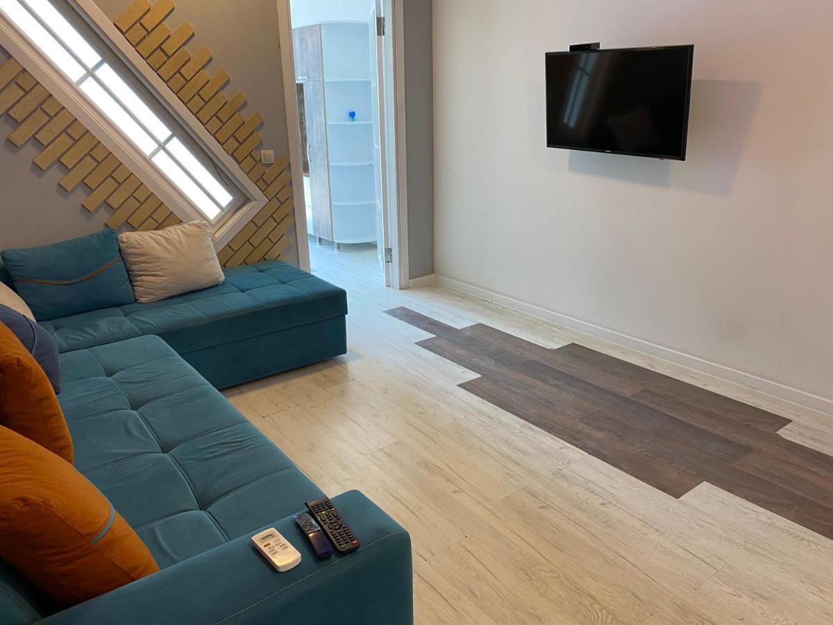 Apartment In Porta Batumi Tower Esterno foto