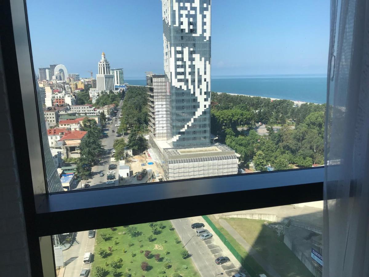 Apartment In Porta Batumi Tower Esterno foto