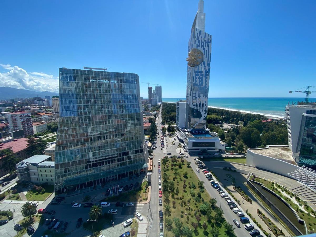 Apartment In Porta Batumi Tower Esterno foto