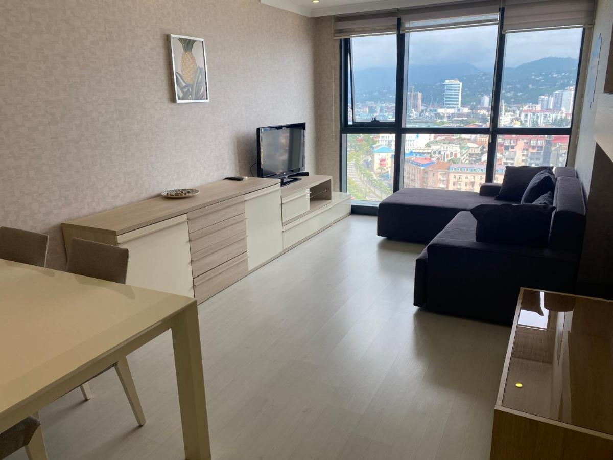 Apartment In Porta Batumi Tower Esterno foto